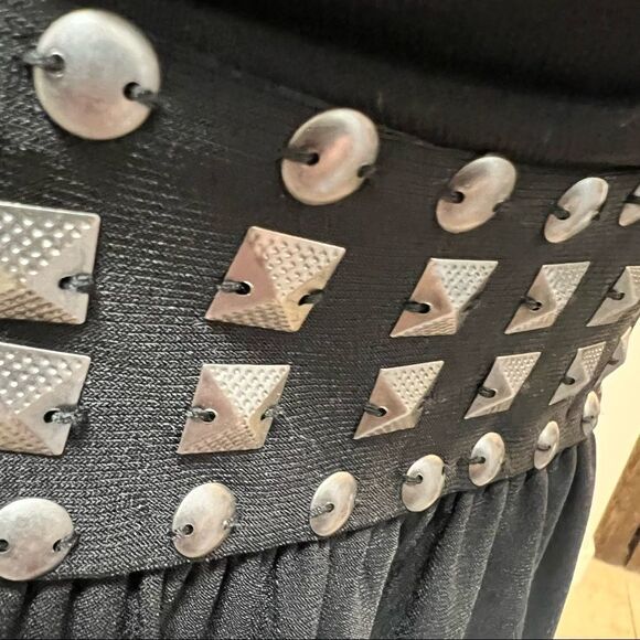 SMART Set Black Studded Dress Size Medium - Picture 2 of 7